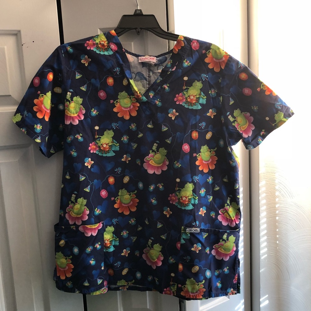 Uniform top with Frogs